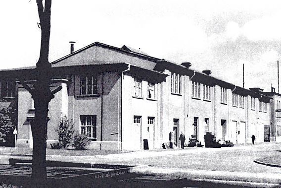 Bau 25, Neubau der Lehrwerkstatt nach 1945 